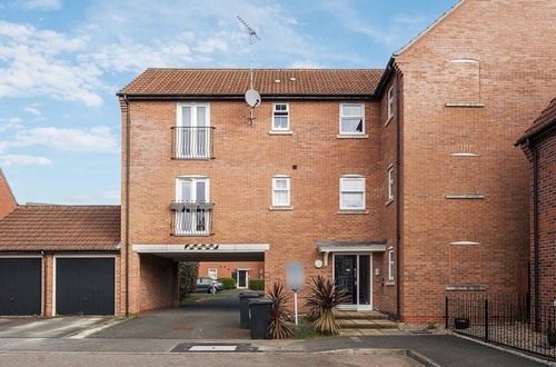 Montrose Grove, Greylees